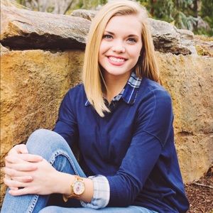 Meet your Posher, Katelyn